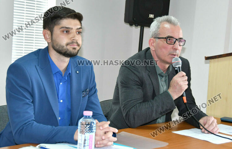 350 деца са обхванати от съвместната работа на институциите в борбата с преждевременното отпадане от училищата