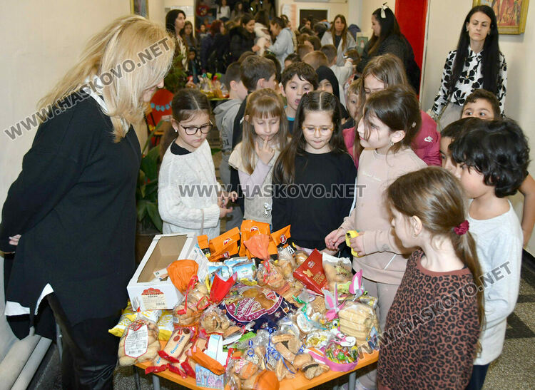 ОУ &bdquo;Любен Каравелов&ldquo; с базар в подкрепа на благотворителна кампания за деца