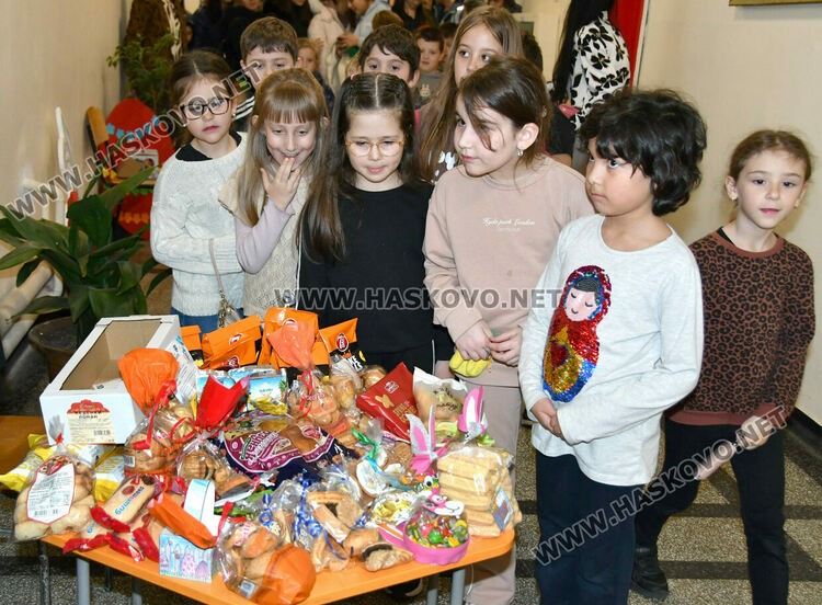 ОУ &bdquo;Любен Каравелов&ldquo; с базар в подкрепа на благотворителна кампания за деца