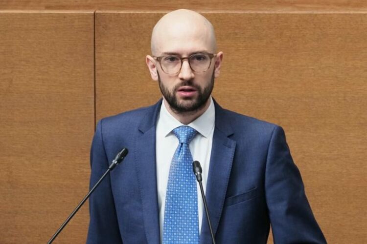 Финансовият министър: Бюджетът е на автопилот