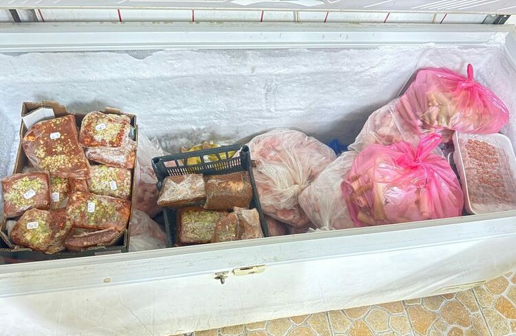 Съмнения за нелегална кланица в частен дом край Димитровград