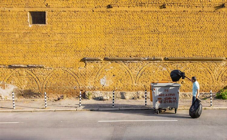 Има ли смисъл да рециклираме? Пътят на една пластмасова бутилка в България