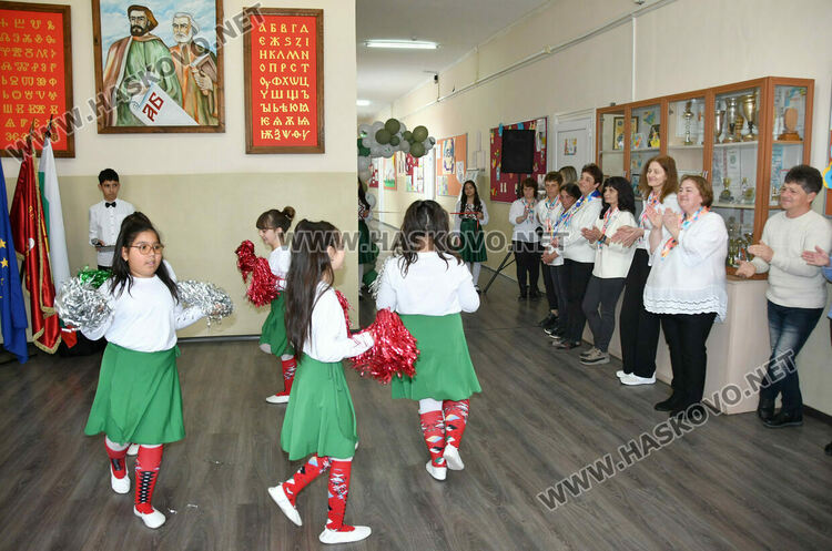 Откриха модерна СТЕМ образователна среда в ОУ &bdquo;Св. Св. Кирил и Методий&ldquo; в с. Малево