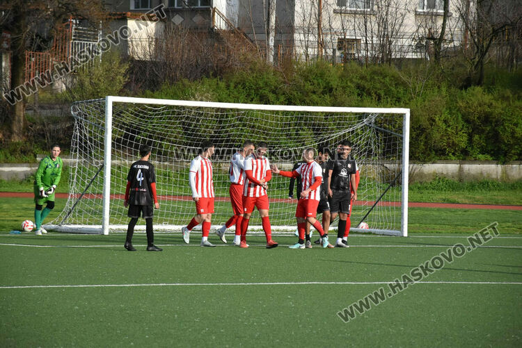 Това ли е футболната реалност в областните групи? Отбор записа победа с 15:0 