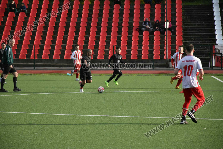 Това ли е футболната реалност в областните групи? Отбор записа победа с 15:0 