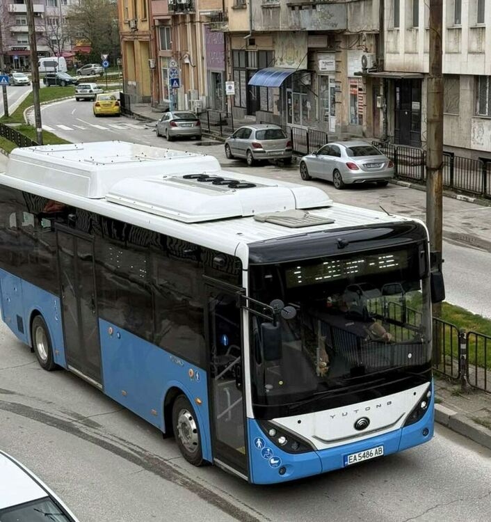 Още един маршрут от градската транспортна схема на Асеновград се обслужва от електрически автобуси