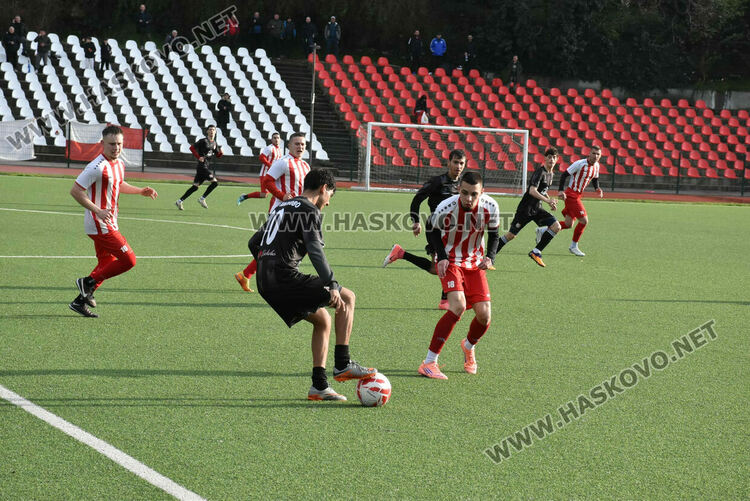 Това ли е футболната реалност в областните групи? Отбор записа победа с 15:0 