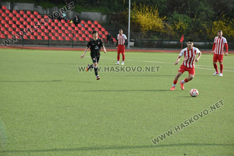 Това ли е футболната реалност в областните групи? Отбор записа победа с 15:0 