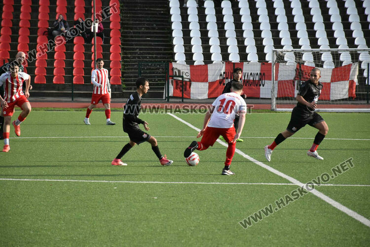 Това ли е футболната реалност в областните групи? Отбор записа победа с 15:0 