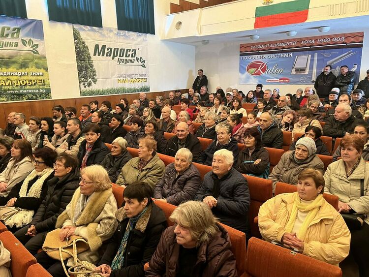 Великденски концерт зарадва жители и гости на Конуш