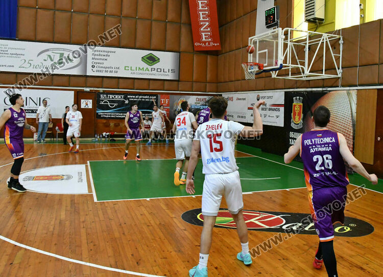 Баскетболният &bdquo;Хасково&ldquo; стартира с успех в плейофите 