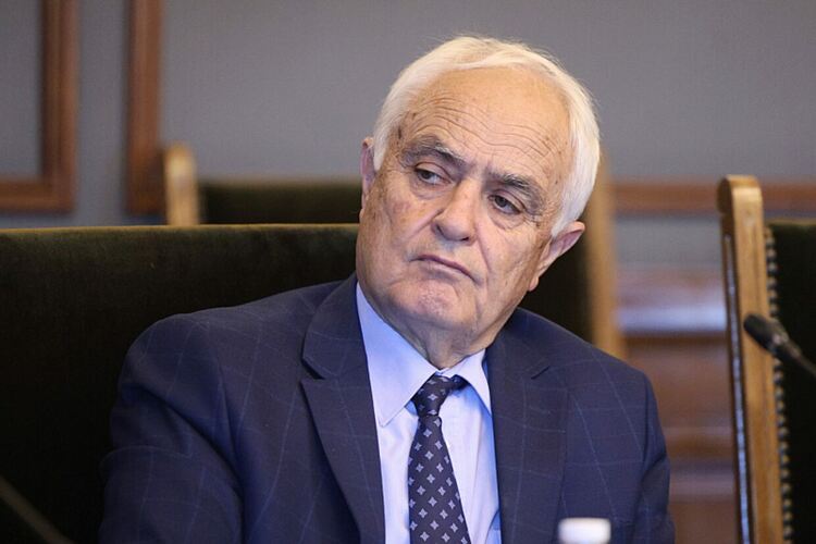 Министър Запрянов за Иран, Украйна и Rheinmetall: Сигурността на България е гарантирана Министър Запрянов за Иран, Украйна и Rheinmetall: Сигурността на България е гарантирана 