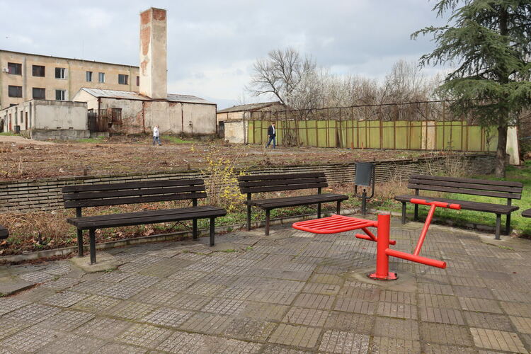 Започна ремонтът и възстановяването на спортното игрище на ул. &bdquo;Стара планина&ldquo; 