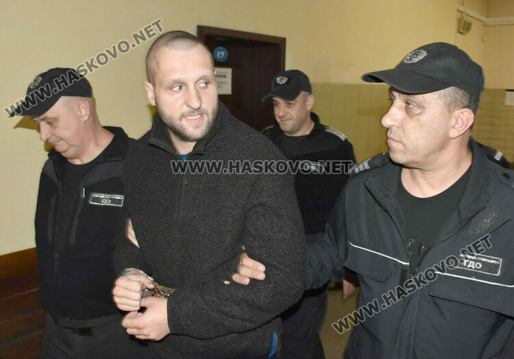 Задържаха американец в Хасковско, издирван за тероризъм и палеж на оръжеен завод в Чехия