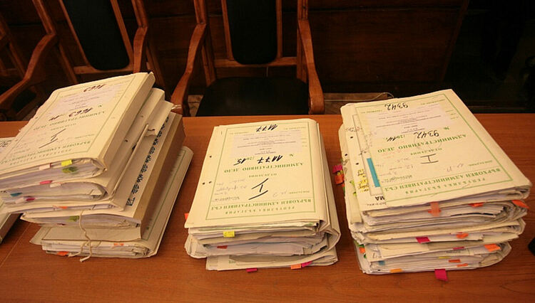 От първо лице: Седем години преследване по схемата &bdquo;Петьо Еврото&ldquo; е по-лошо от 7 години в Тибет