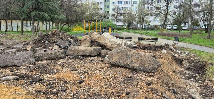 Започна ремонтът и възстановяването на спортното игрище на ул. &bdquo;Стара планина&ldquo; 