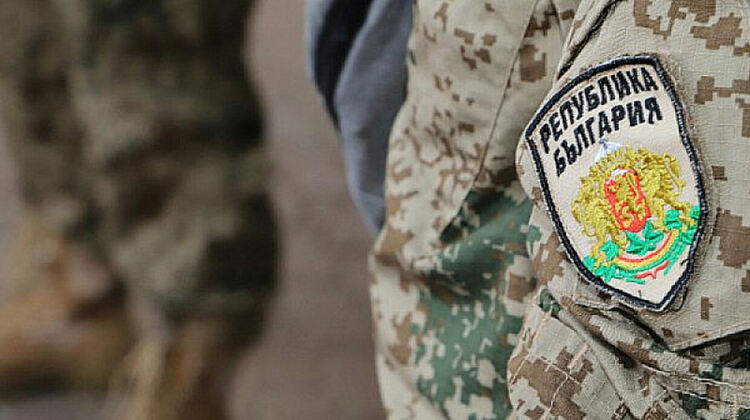 Колко би издържала България на чужда агресия? Хитлер щял да прегази СССР, ако не са били САЩ и Великобритания