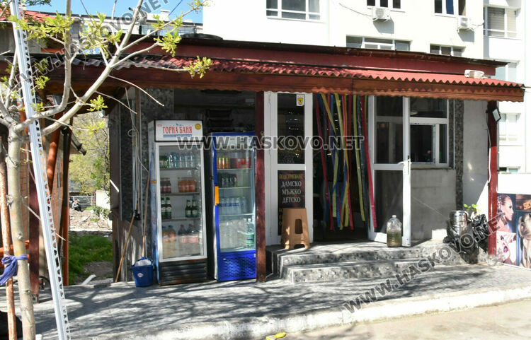 Стара вражда и убийство довели до масов бой и погром над кола в Хасково