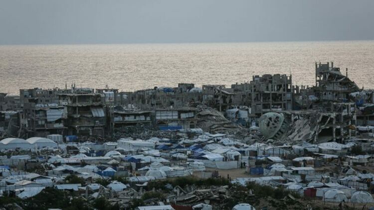 Иран отвърна на Тръмп със заплаха: Целият регион ще потъне в мрак. Ще затворим и още един проток