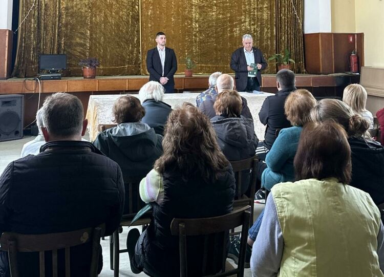 Родопите се обезлюдяват заради бездействие &ndash; хората искат решения, не обещания, кандидатите за народни представители от &bdquo;Прогресивна България&ldquo; / Галерия/