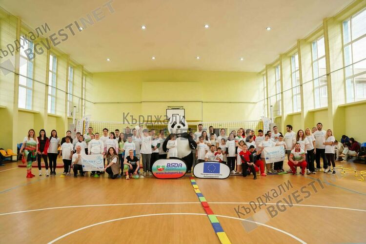 #SPORT без граници - приобщаващ международен спортен лагер в Кърджали