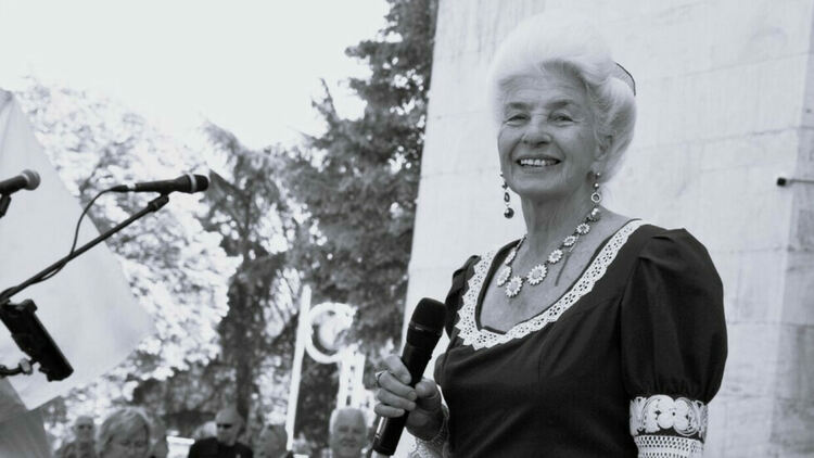 Завинаги замлъкна гласът на Янка Рупкина