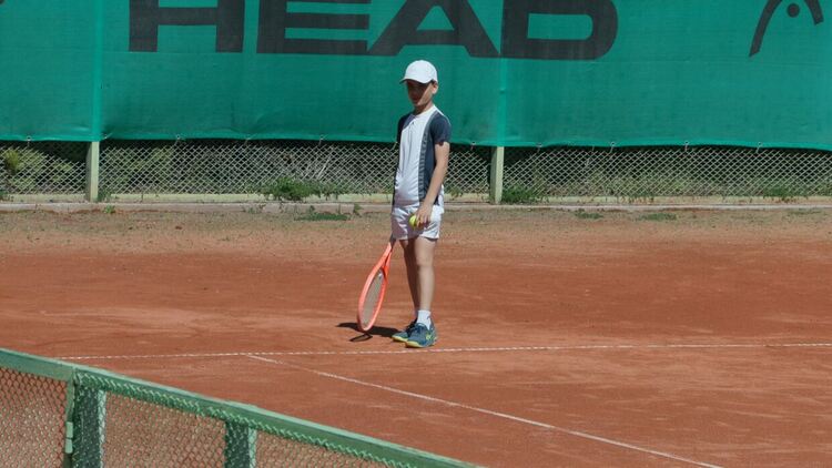 Митко Генов и Кайра Алексиева се класираха на полуфиналите на сингъл