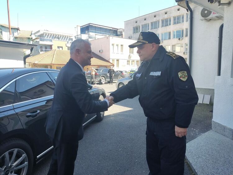 Министърът на вътрешните работи Емил Дечев проведе работна среща в ОДМВР-Кърджали