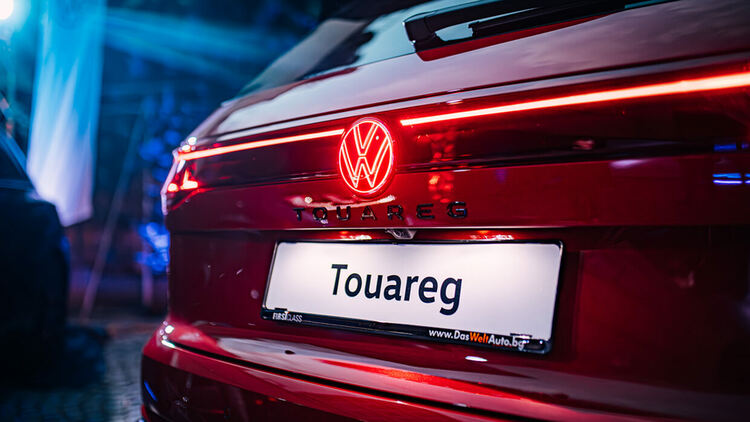 Volkswagen обмисля завръщане на Touareg като електромобил