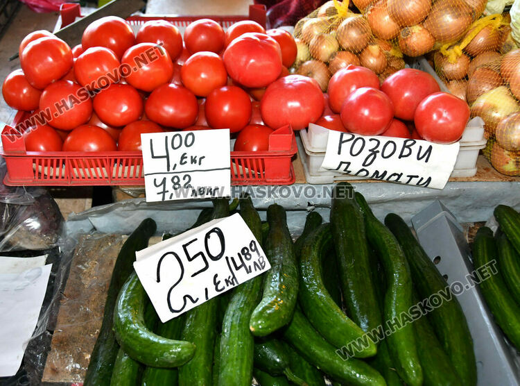Драстичен скок в цената на доматите в Хасково 