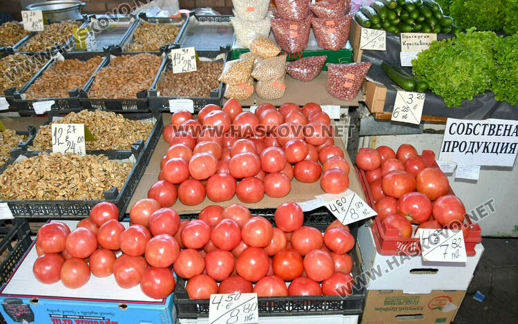 Драстичен скок в цената на доматите в Хасково 