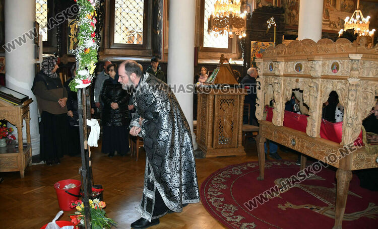 Пътят към Възкресението: Хасково отбелязва Разпети петък