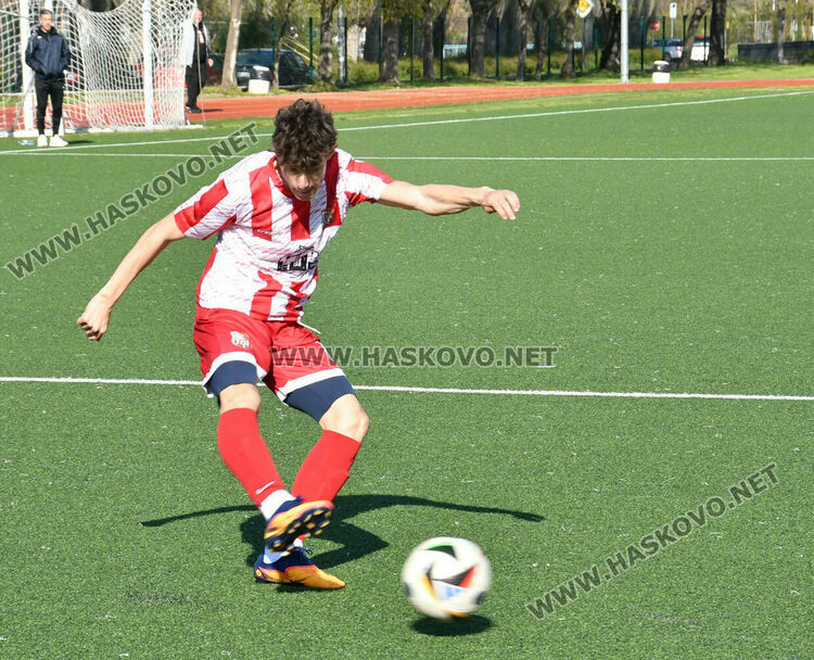 &bdquo;Хасково&ldquo; на Илиан Киряков с едва четвърта победа през сезона