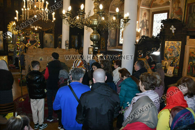 Пътят към Възкресението: Хасково отбелязва Разпети петък