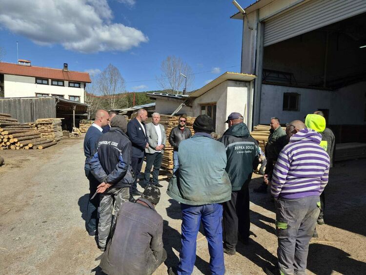 Страх и ниски доходи &ndash;  такава е реалността в завладяната община Доспат