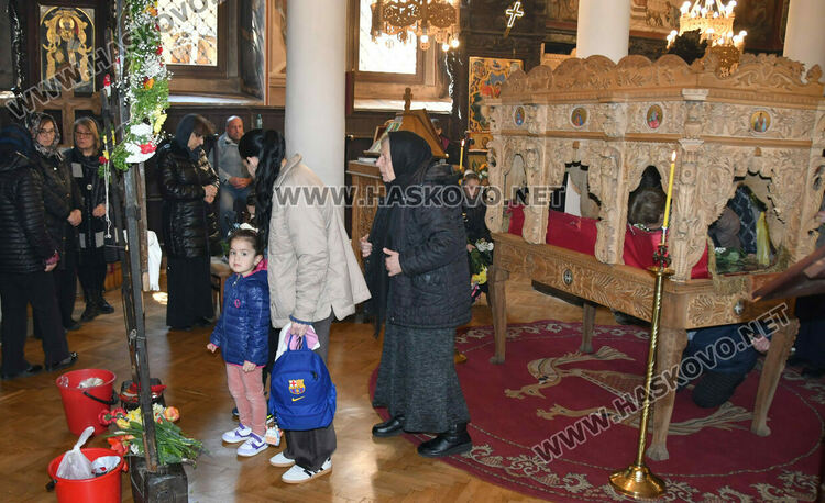 Пътят към Възкресението: Хасково отбелязва Разпети петък