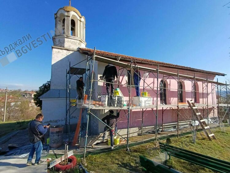 Великденско чудо започна на Велики понеделник в Кърджали