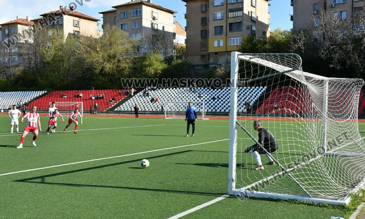 &bdquo;Хасково&ldquo; на Илиан Киряков с едва четвърта победа през сезона