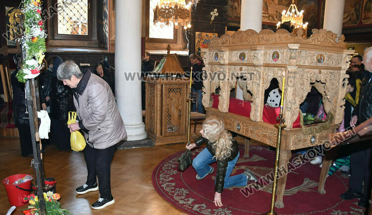Пътят към Възкресението: Хасково отбелязва Разпети петък
