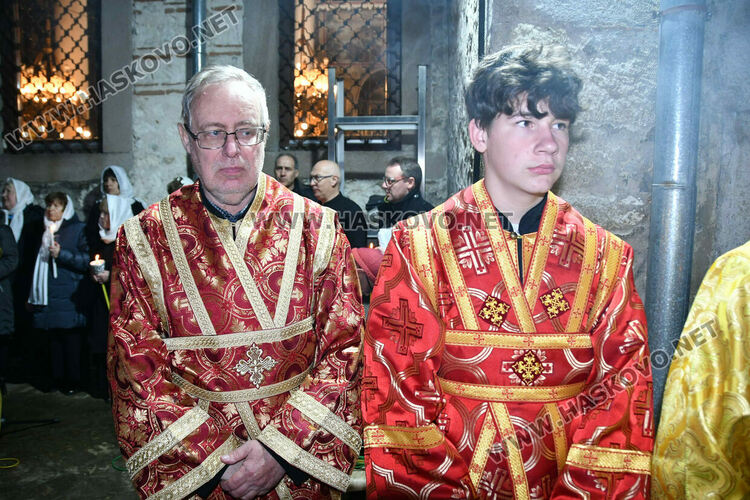 Христос Воскресе! Честит Великден!