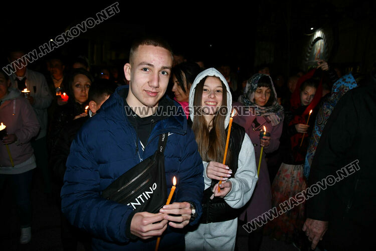 Христос Воскресе! Честит Великден!