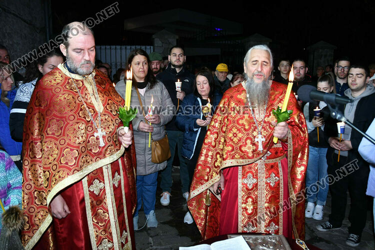 Христос Воскресе! Честит Великден!