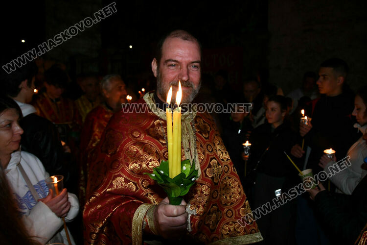 Христос Воскресе! Честит Великден!