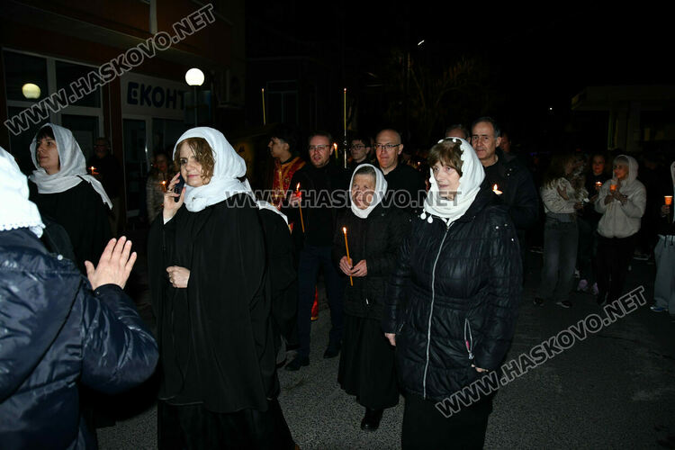 Христос Воскресе! Честит Великден!