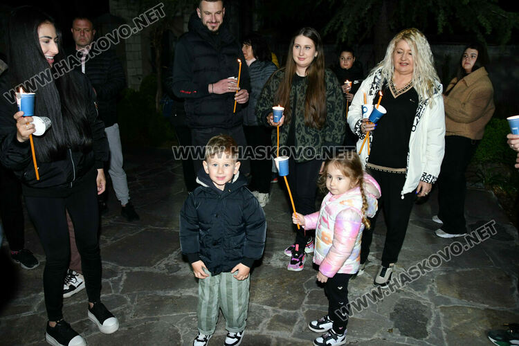 Христос Воскресе! Честит Великден!