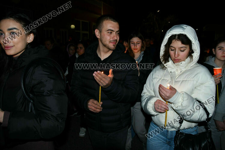 Христос Воскресе! Честит Великден!