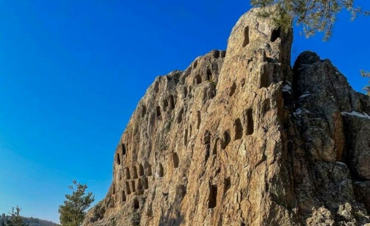 Уникален за България: Вековните тайни на тракийския скален култов комплекс &bdquo;Орлови скали&ldquo;