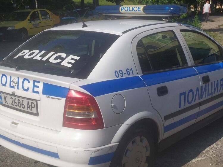 25-годишен счупи крак след сблъсък с "Фиат" при Бял извор