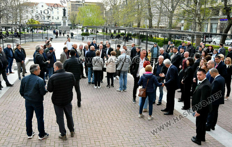 Румен Радев в Хасково: Да удавим в море от свободни гласове купения вот на изборите в неделя!