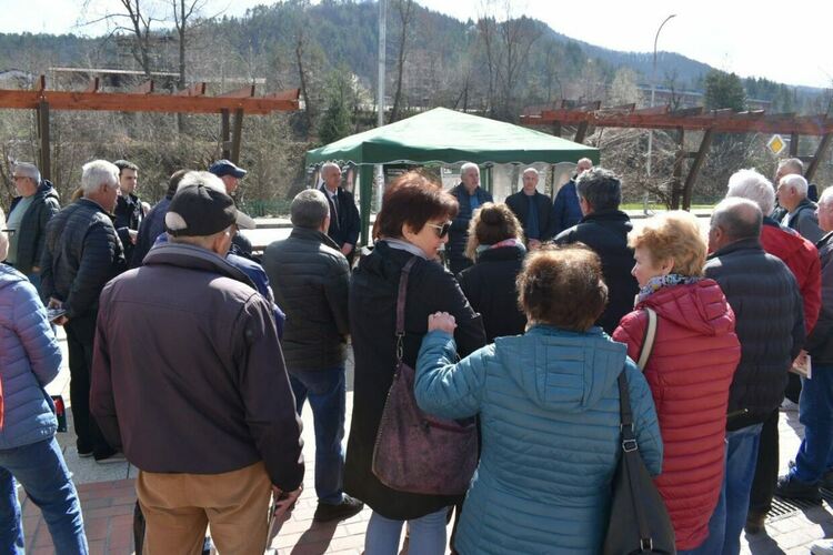 Надежда за промяна и край на олигархията прозвуча в Рудозем / Галерия/